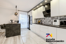 Atrakcyjny apartament 77 m2 z ogródkiem